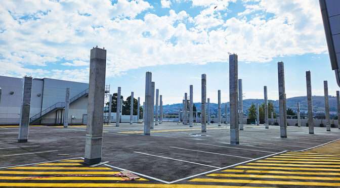 Leading South African contractor Concor is tackling an exciting solar power expansion for Liberty Two Degrees at its popular Eastgate Shopping Centre in Johannesburg.