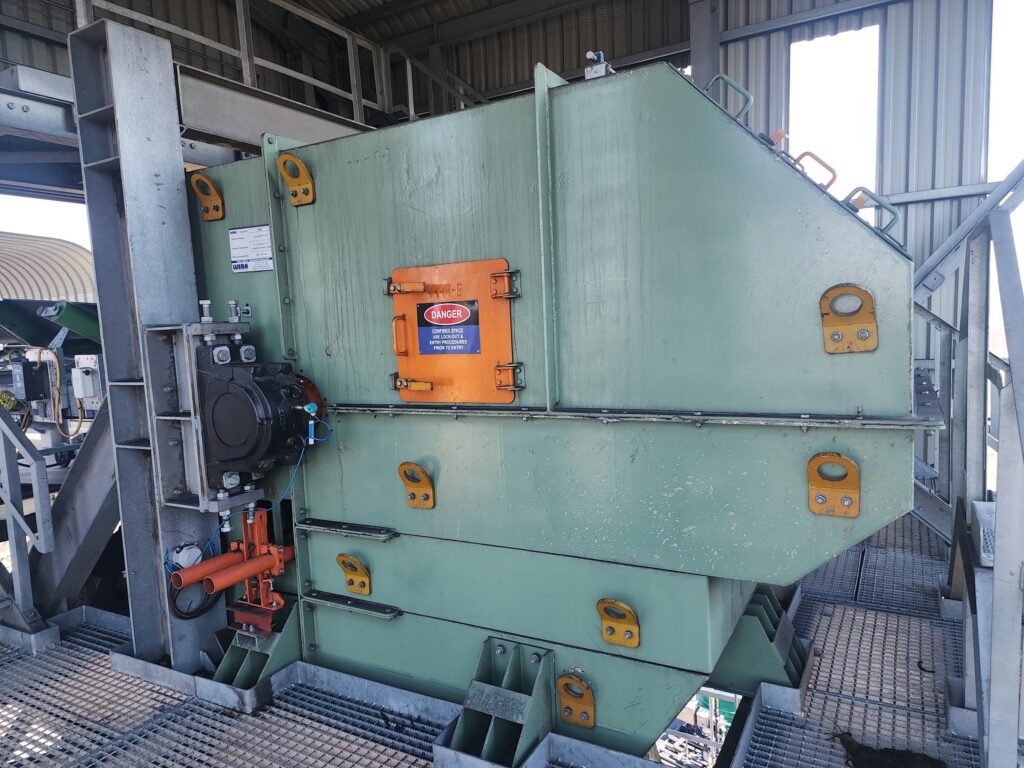 A Weba Chute Systems head chute is engineered to ensure controlled material flow, improving reliability while reducing wear and maintenance requirements.